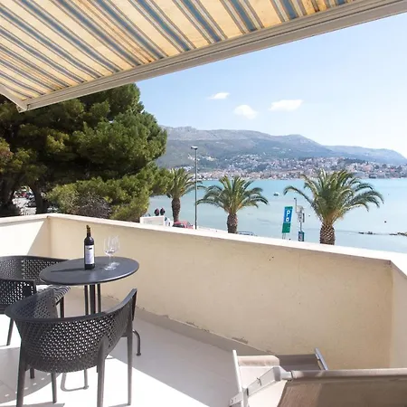 Апартаменти Stobrec Спліт