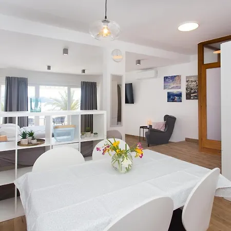 Apartment Stobrec *